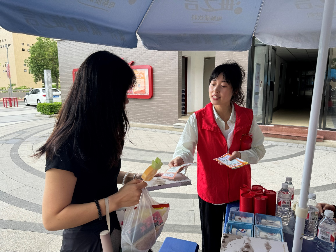 平安担保福建分公司：金融知识进校园·守护青春共成长