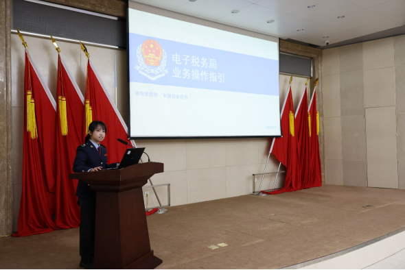 两岸汽车产业“税企面对面”专场服务活动在闽侯召开