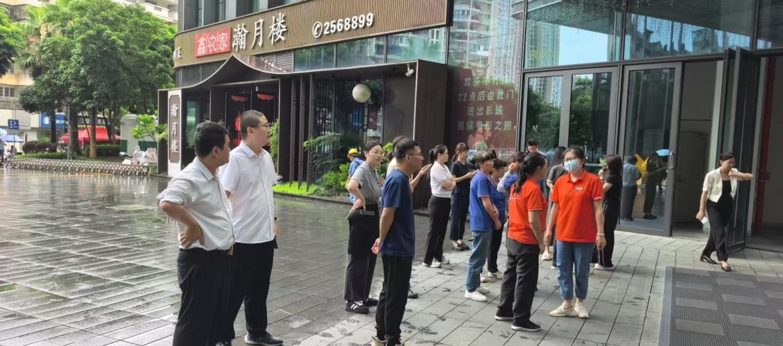 平安融易漳州分公司：“消防同行，安全相伴”消防安全知识公益宣传活动